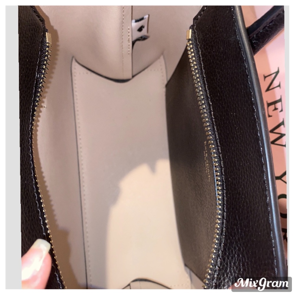 🦋NWT Sold Out Eva Top Zip Small Satchel Crossbody - Picture 14 of 16